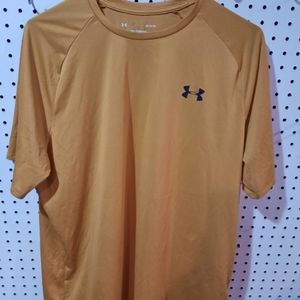 Mens large under armour shirt
